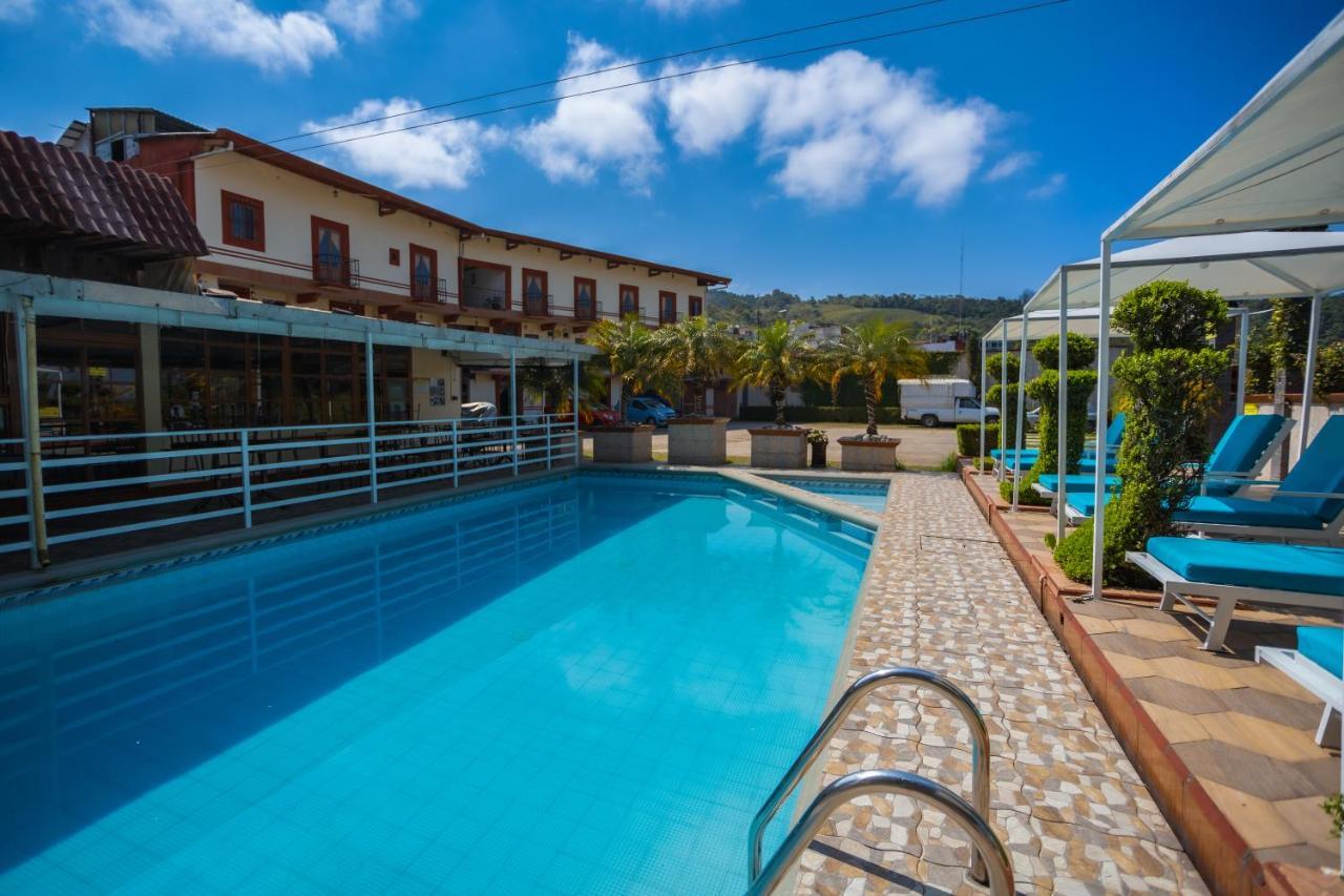 Hotel & Suites Posada Molina Cuetzalán Bagian luar foto
